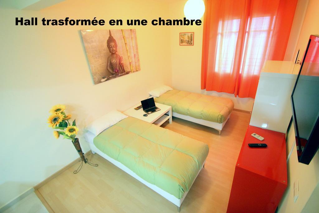 Stopbarcelona Universidad Apartments Pokoj fotografie